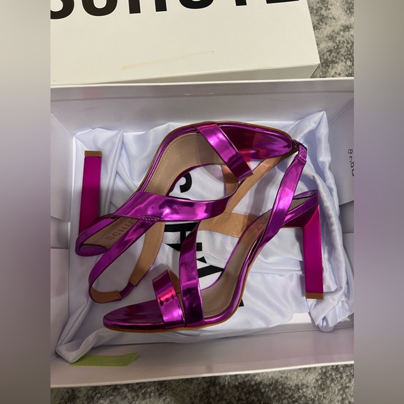 SCHUTZ FUSCHIA HEEL 7.5 NBW - Picture 8 of 9